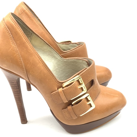 MICHAEL Michael Kors Tan Leather Heels - Picture 4 of 5